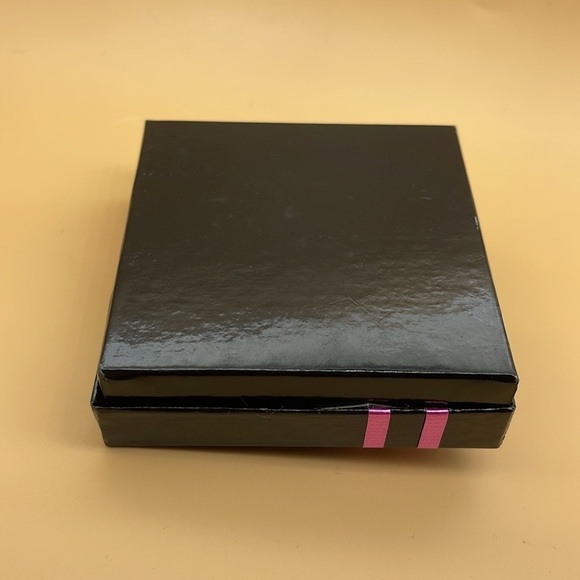 Cookie Lee Rhinestone Stretch Bracelet and Ring Set with Handmade Gift Box, New - Picture 8 of 8